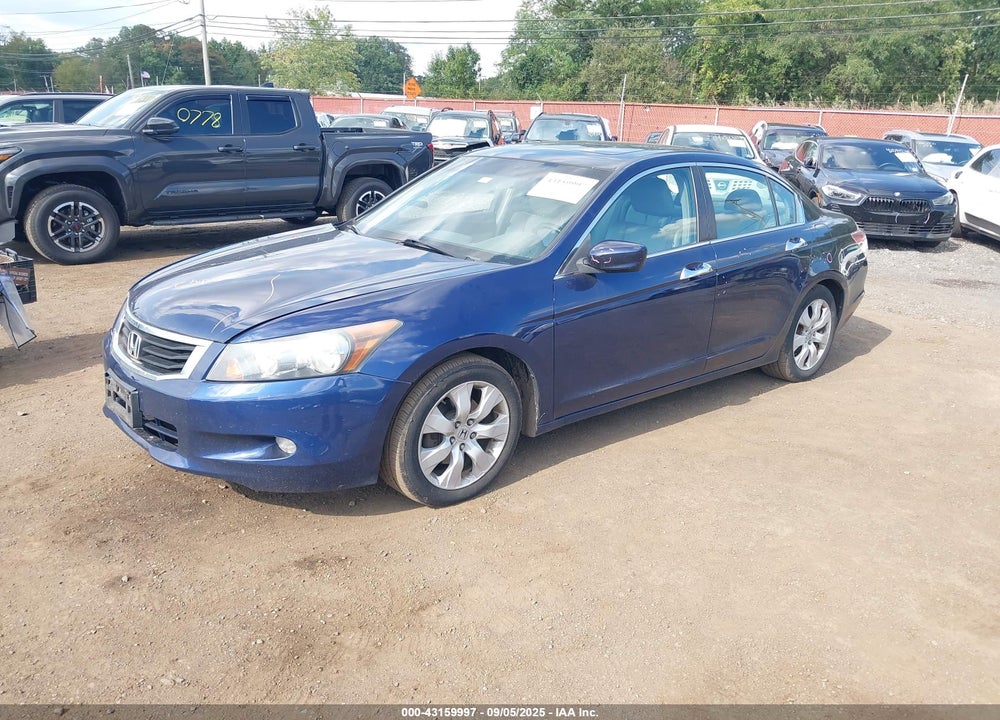 2009 HONDA ACCORD VIN: 1HGCP36839A022008