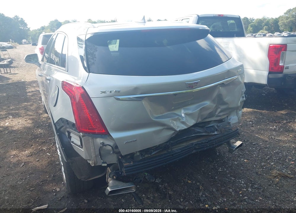 2019 CADILLAC XT5 VIN: 1GYKNFRS0KZ133707