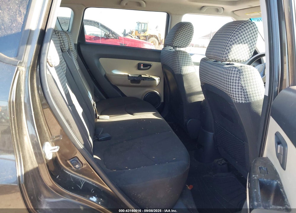 2010 KIA SOUL VIN: KNDJT2A20A7066175