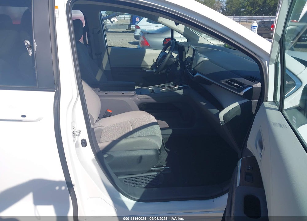 2024 TOYOTA SIENNA VIN: 5TDBRKEC7RS218914