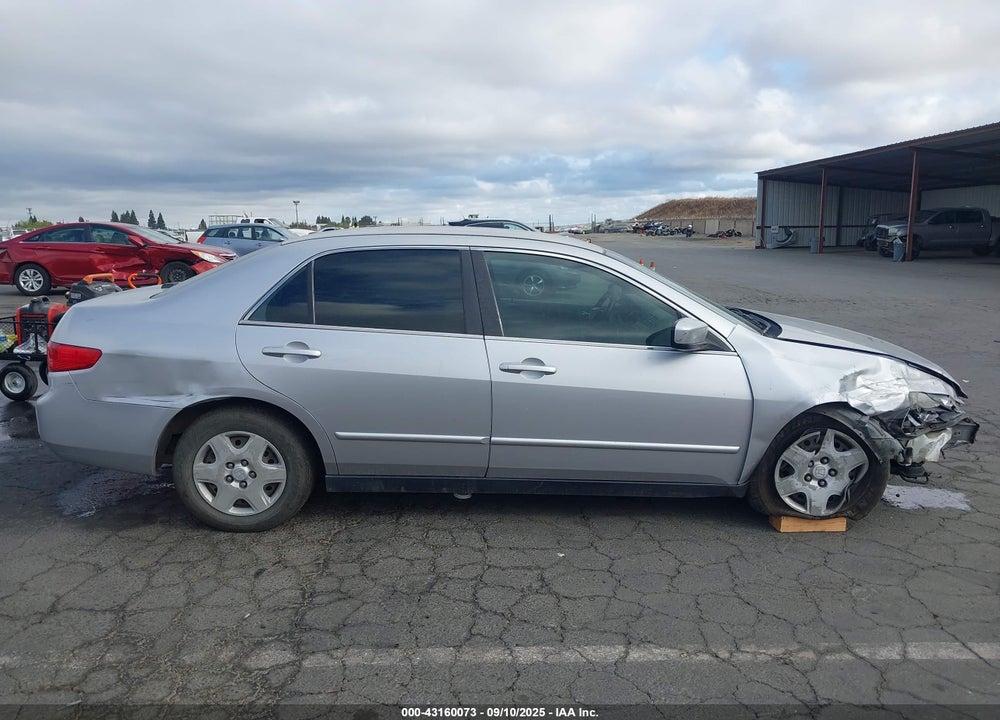 2005 HONDA ACCORD 2.4 LX VIN: JHMCM56465C005894