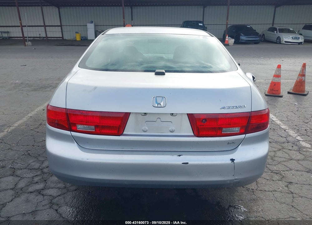 2005 HONDA ACCORD 2.4 LX VIN: JHMCM56465C005894