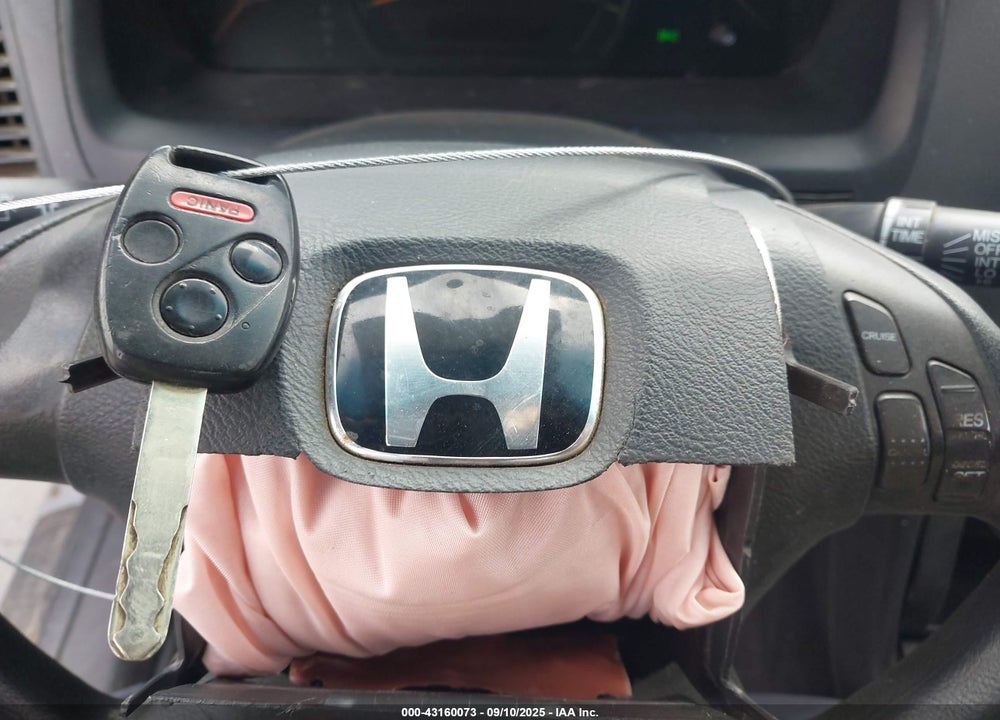 2005 HONDA ACCORD 2.4 LX VIN: JHMCM56465C005894