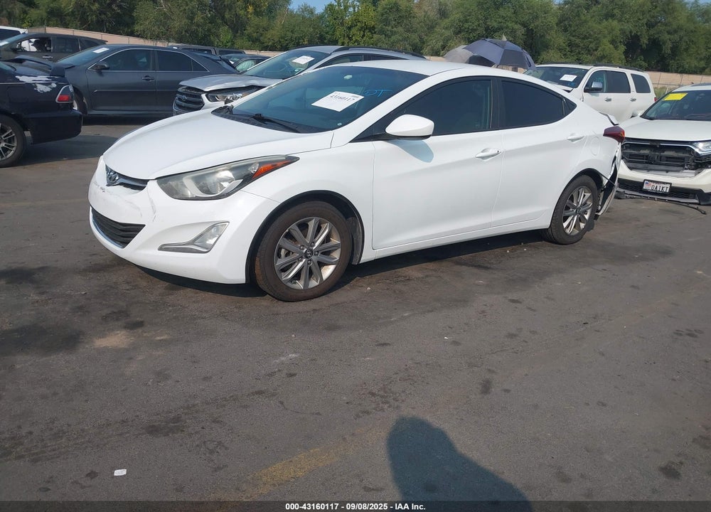 2016 HYUNDAI ELANTRA VIN: 5NPDH4AE9GH703265