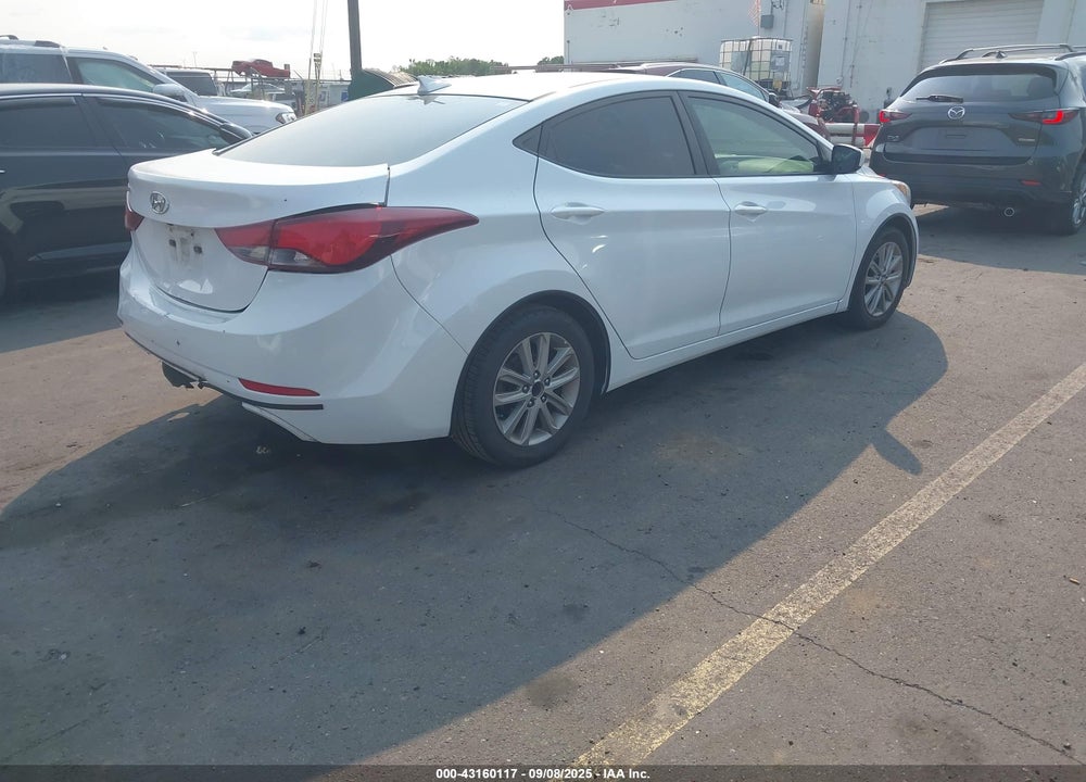 2016 HYUNDAI ELANTRA VIN: 5NPDH4AE9GH703265