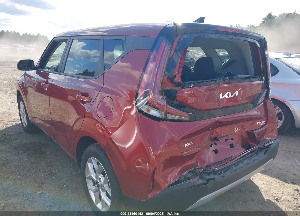 2023 KIA SOUL LX VIN: KNDJ23AU0P7877204