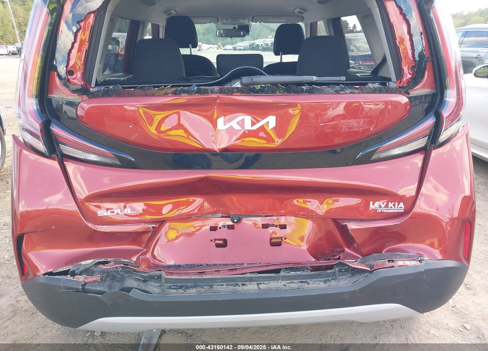 2023 KIA SOUL LX VIN: KNDJ23AU0P7877204