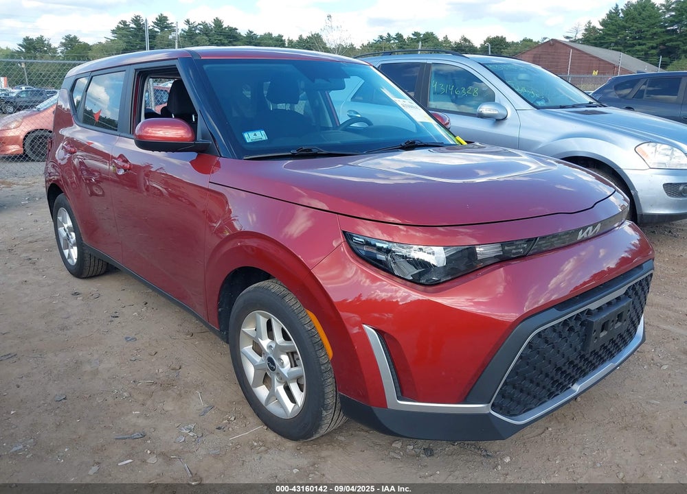 2023 KIA SOUL LX VIN: KNDJ23AU0P7877204