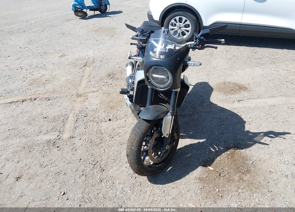 2018 HONDA CB1000 RA VIN: JH2SC8018JK000025