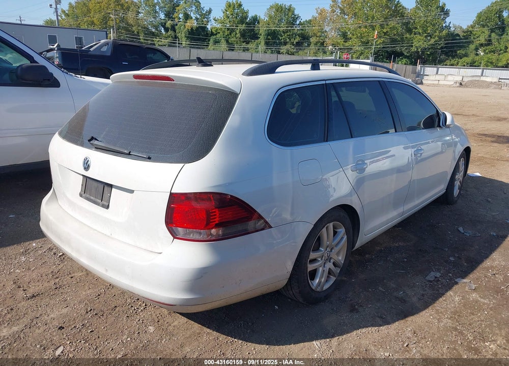 2011 VOLKSWAGEN JETTA SPORTWAGEN 2.0L TDI VIN: 3VWPL7AJ8BM604964