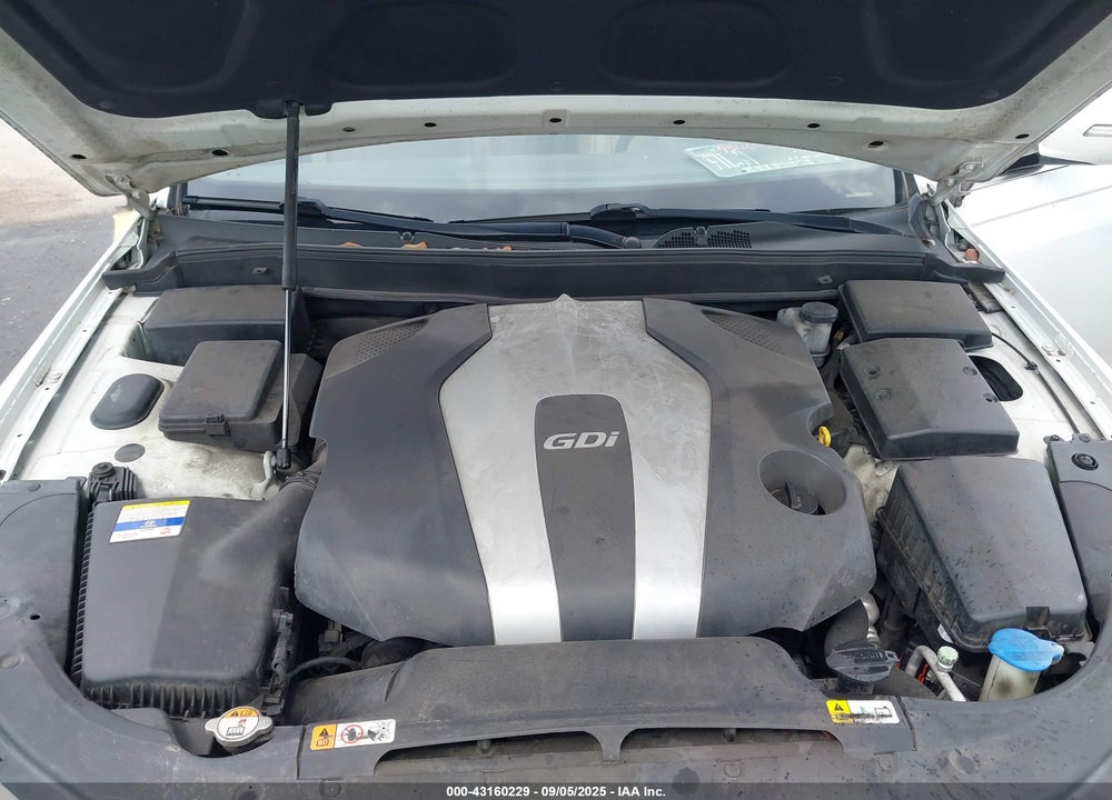 2012 HYUNDAI GENESIS VIN: KMHGC4DD9CU189721