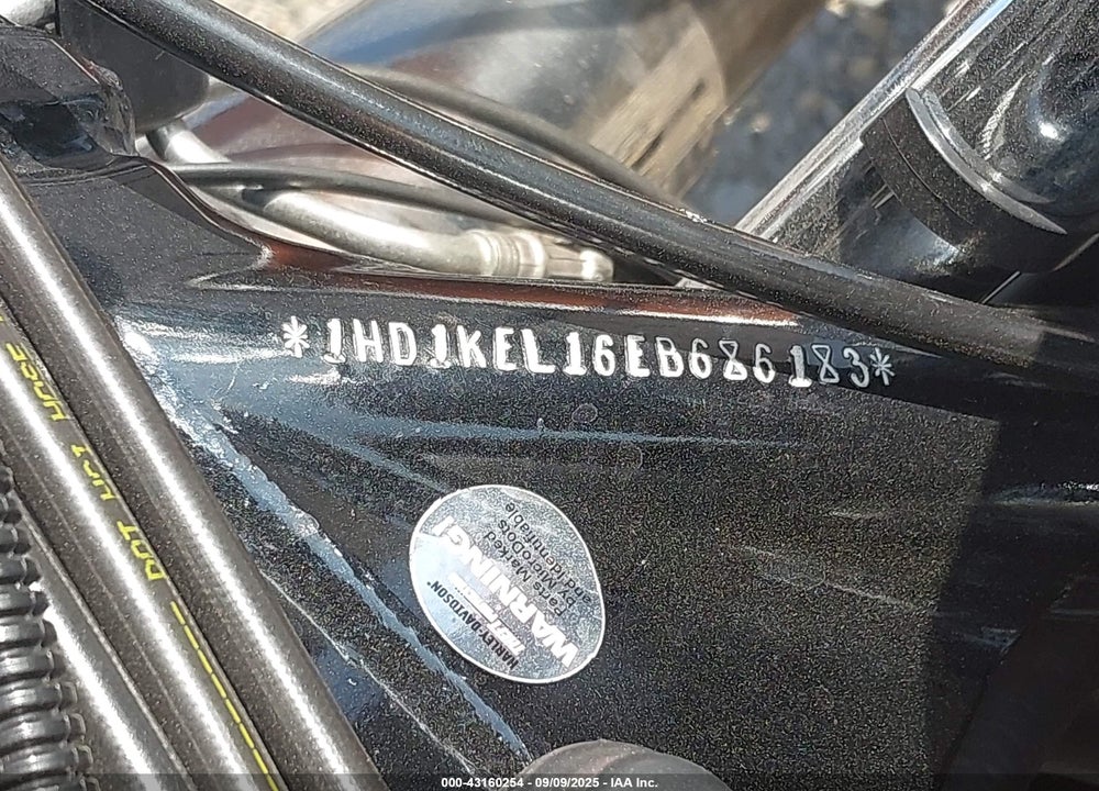 2014 HARLEY-DAVIDSON FLHTK ELECTRA GLIDE ULTRA LTD VIN: 1HD1KEL16EB686183