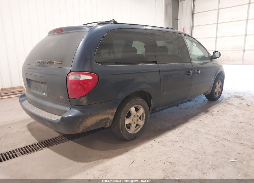 2006 DODGE GRAND CARAVAN SXT VIN: 2D4GP44L26R607086