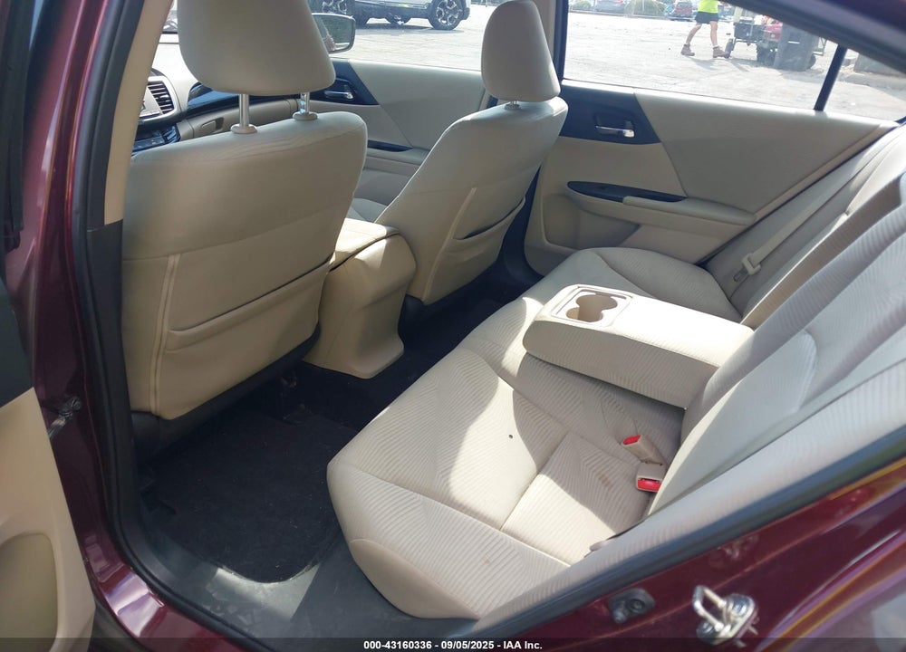 2016 HONDA ACCORD VIN: 1HGCR2F33GA098964