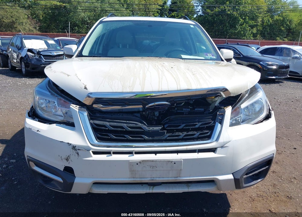 2018 SUBARU FORESTER VIN: JF2SJAEC8JH453897