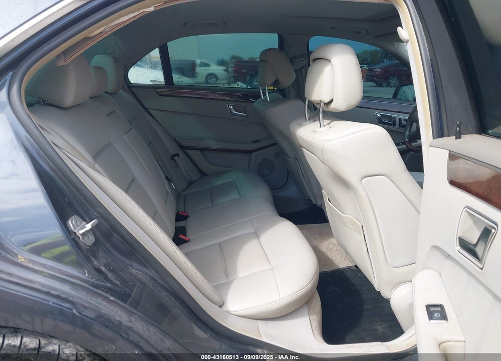 2011 MERCEDES-BENZ E-CLASS VIN: WDDHF8HB2BA317156
