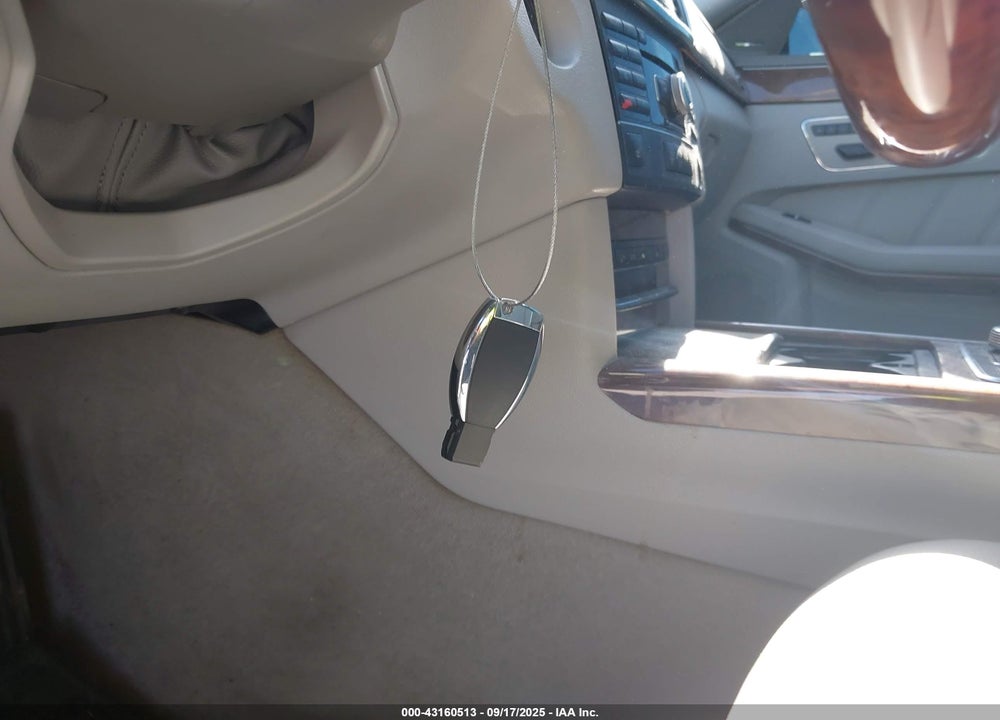 2011 MERCEDES-BENZ E-CLASS VIN: WDDHF8HB2BA317156