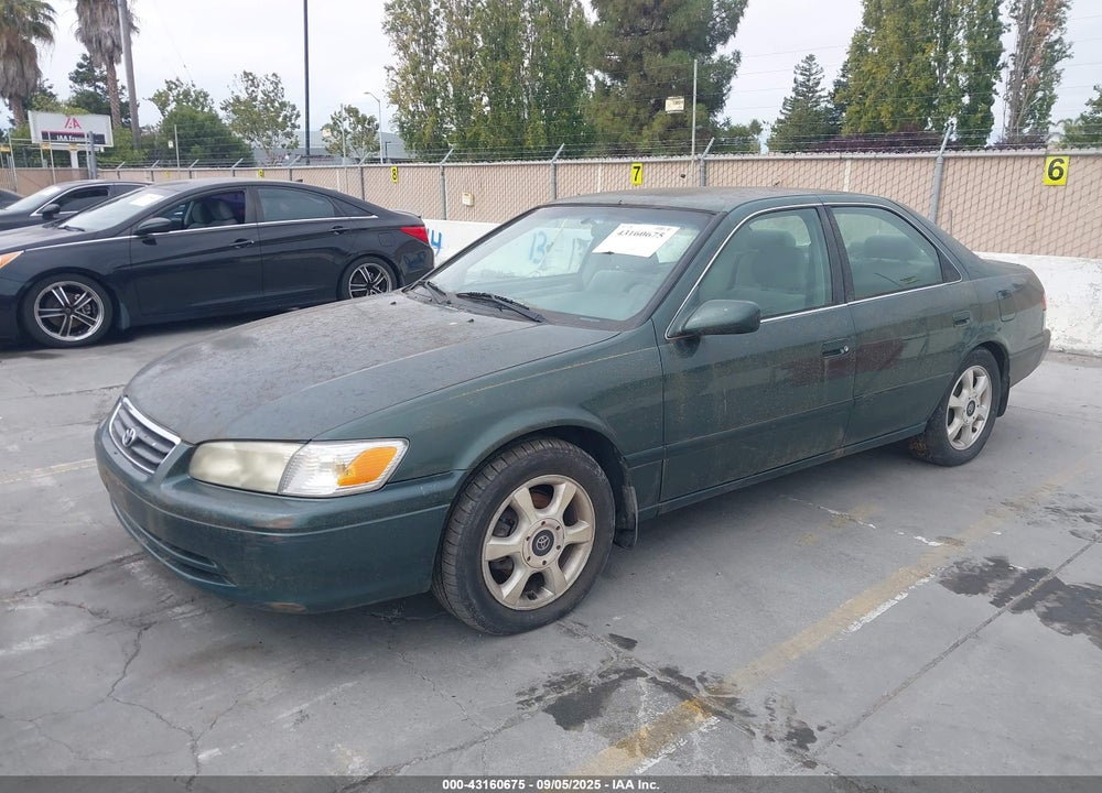 2000 TOYOTA CAMRY LE VIN: JT2BG22K3Y0381264