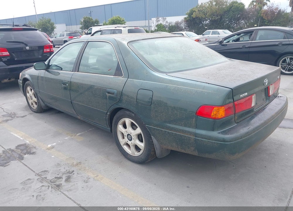 2000 TOYOTA CAMRY LE VIN: JT2BG22K3Y0381264