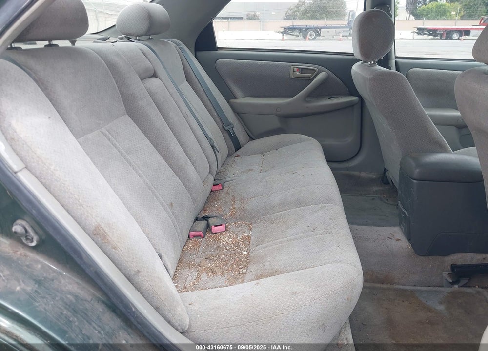 2000 TOYOTA CAMRY LE VIN: JT2BG22K3Y0381264