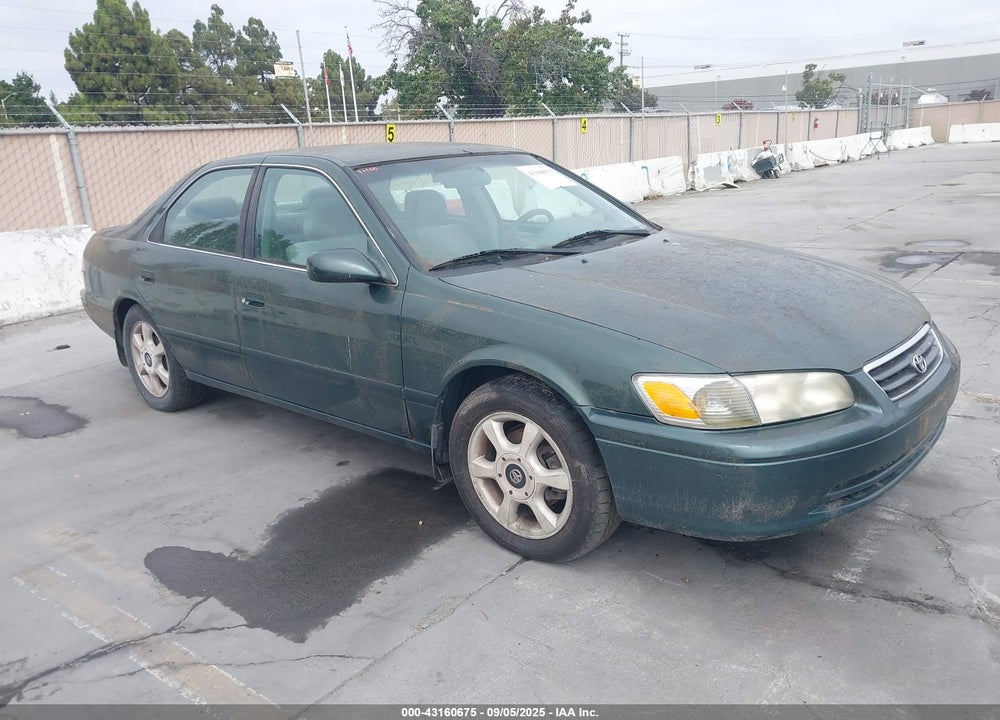 2000 TOYOTA CAMRY LE VIN: JT2BG22K3Y0381264