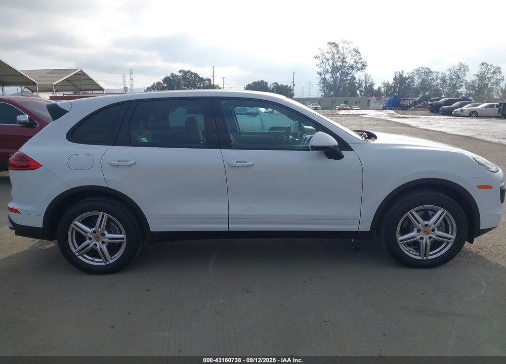 2016 PORSCHE CAYENNE VIN: WP1AA2A21GLA11027