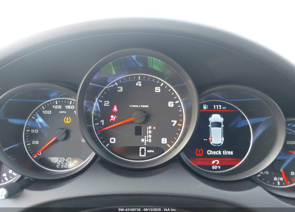 2016 PORSCHE CAYENNE VIN: WP1AA2A21GLA11027