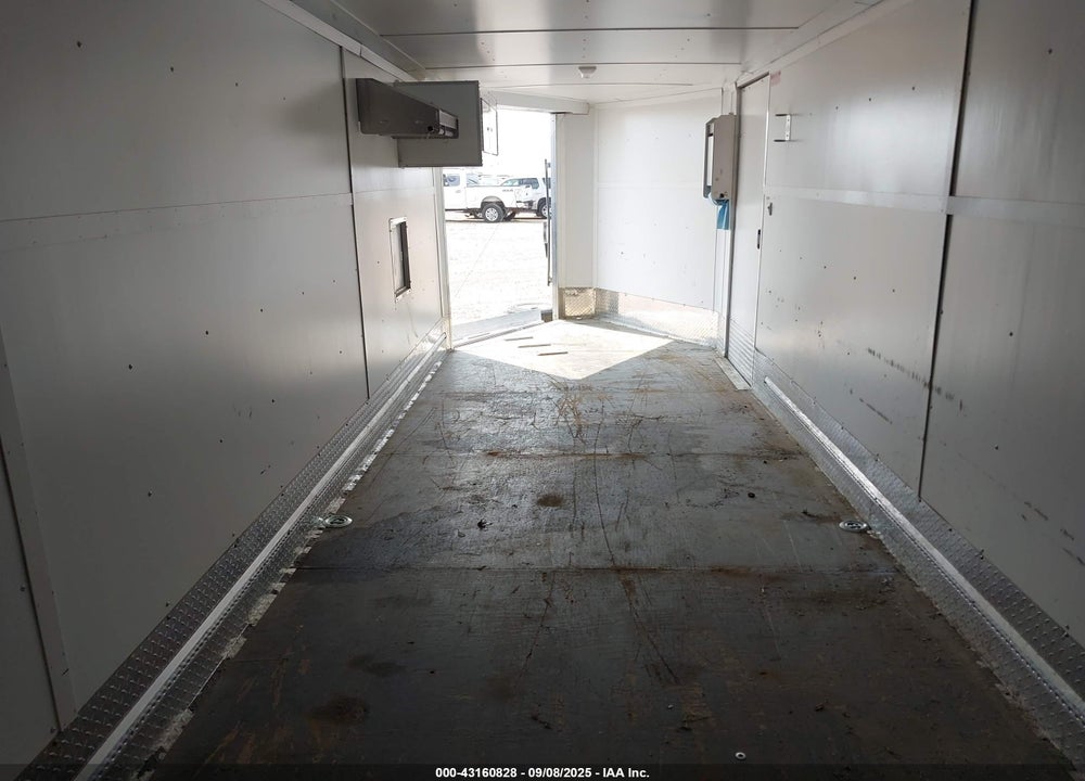 2009 NORTH AMERICAN CARGO 24 ENCLOSED VIN: 5SMFL242191006024