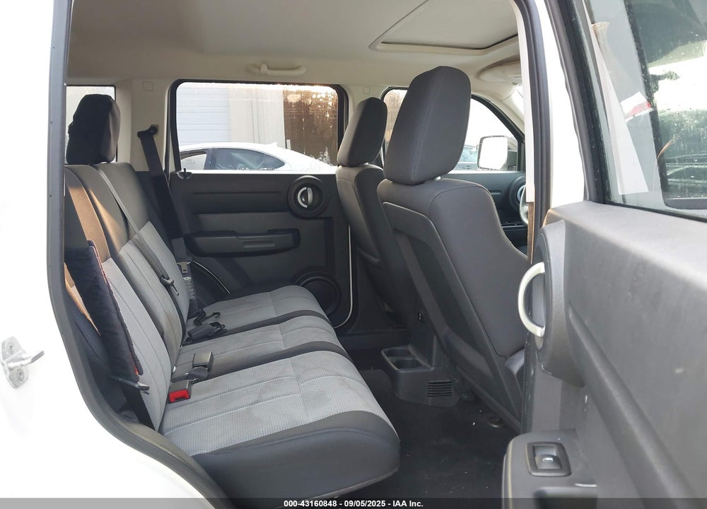 2007 DODGE NITRO SXT VIN: 1D8GT28K57W683412