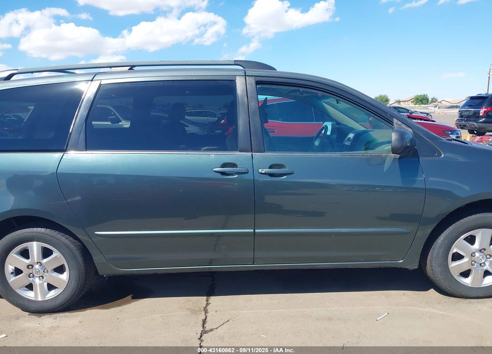 2004 TOYOTA SIENNA LE VIN: 5TDZA23C74S180716