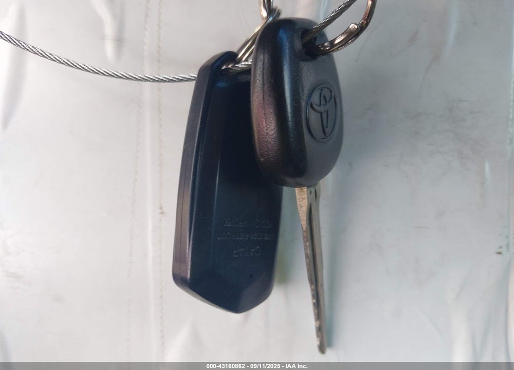 2004 TOYOTA SIENNA LE VIN: 5TDZA23C74S180716