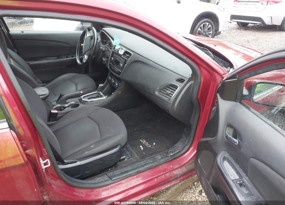 2014 CHRYSLER 200 VIN: 1C3CCBBG8EN114479