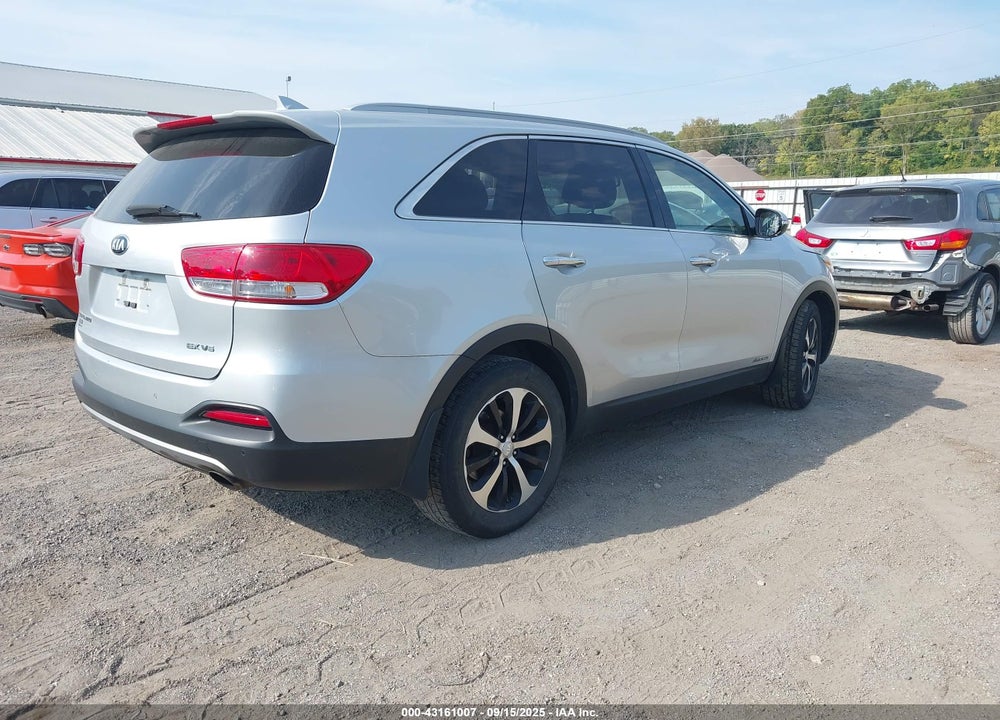 2016 KIA SORENTO VIN: 5XYPHDA57GG117510