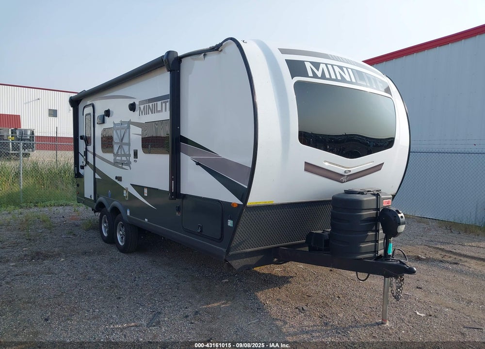 2024 FOREST RIVER MINI LITE 2109S TRAVEL TRAILER VIN: 4X4TRLW23RD460315