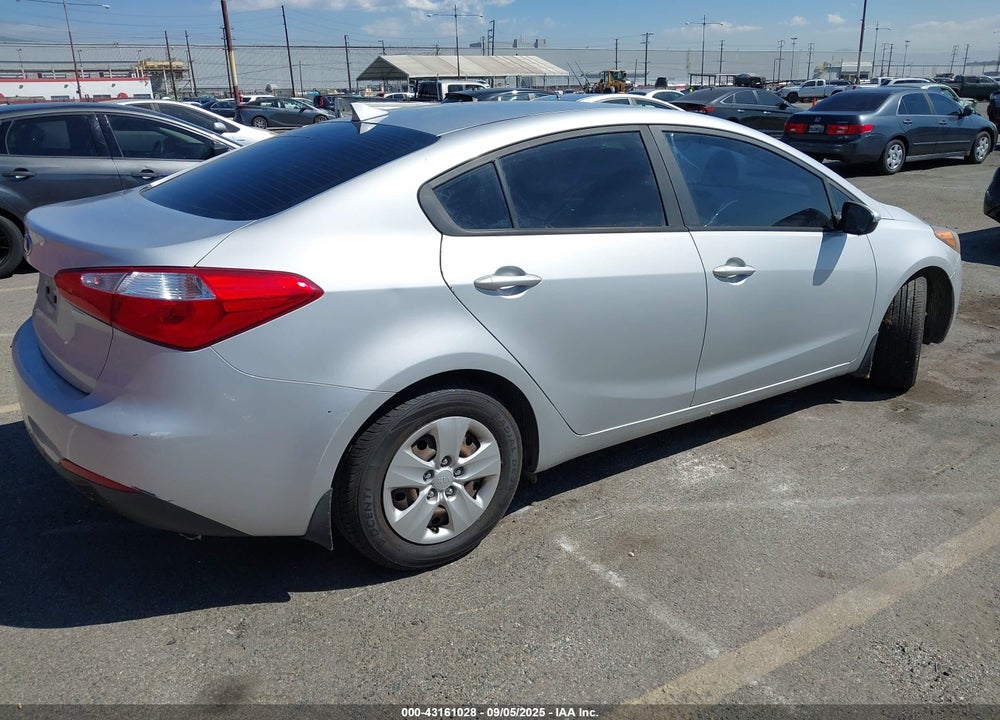 2015 KIA FORTE VIN: KNAFX4A62F5394500
