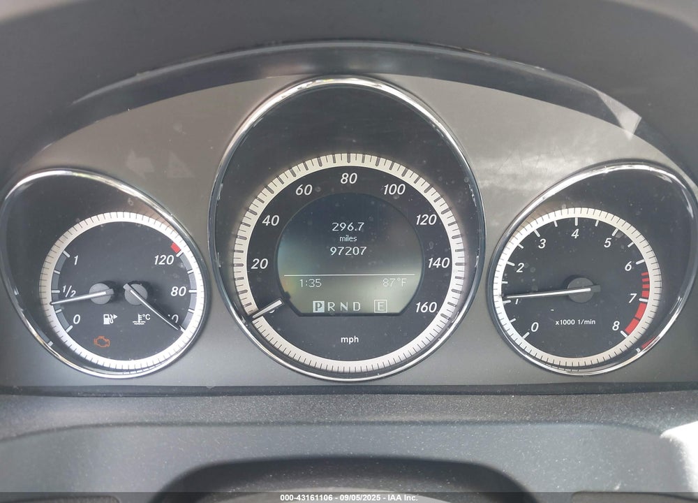 2011 MERCEDES-BENZ C 300 LUXURY 4MATIC VIN: WDDGF8BB5BR150958