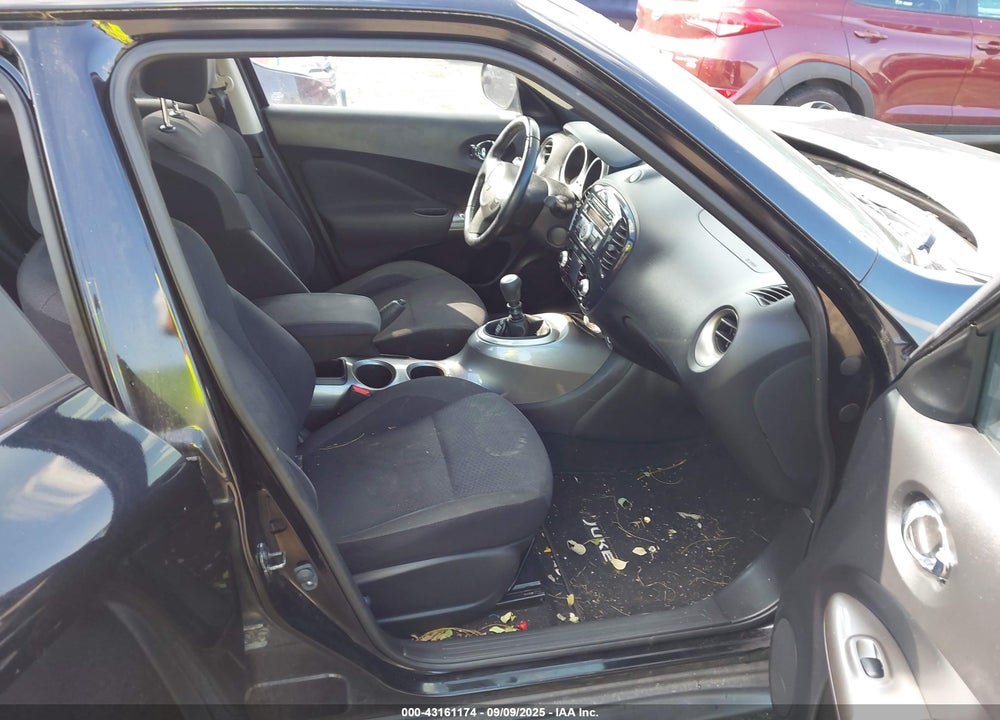 2013 NISSAN JUKE VIN: JN8AF5MR5DT212197
