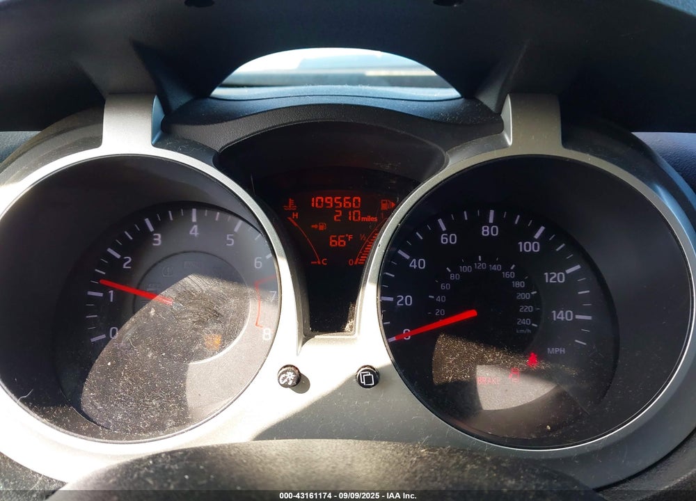 2013 NISSAN JUKE VIN: JN8AF5MR5DT212197