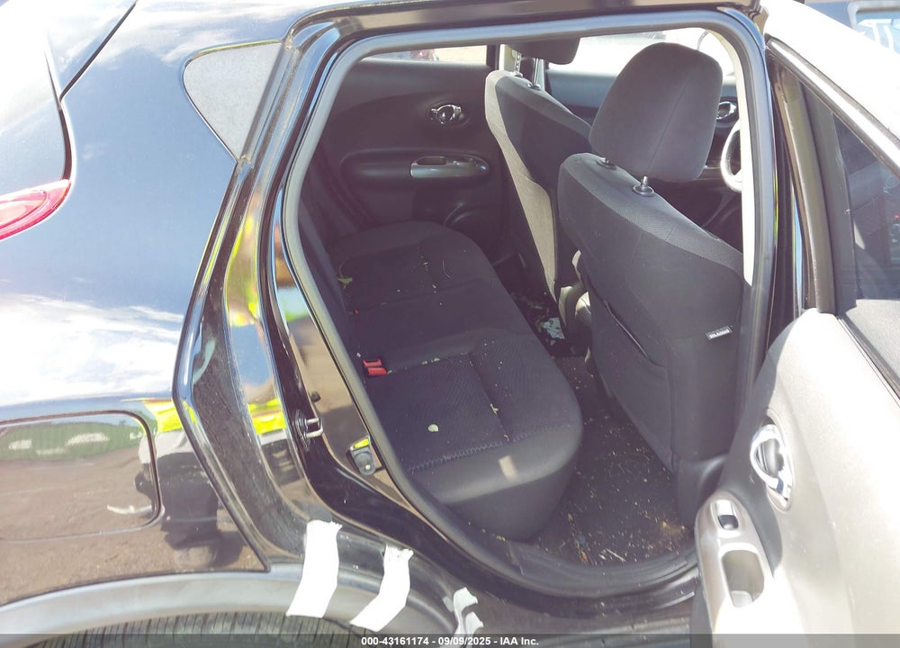 2013 NISSAN JUKE VIN: JN8AF5MR5DT212197