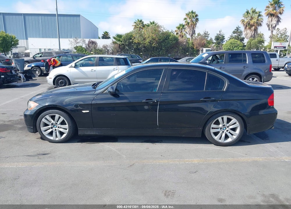 2007 BMW 3 SERIES VIN: WBAVA33547KX71875