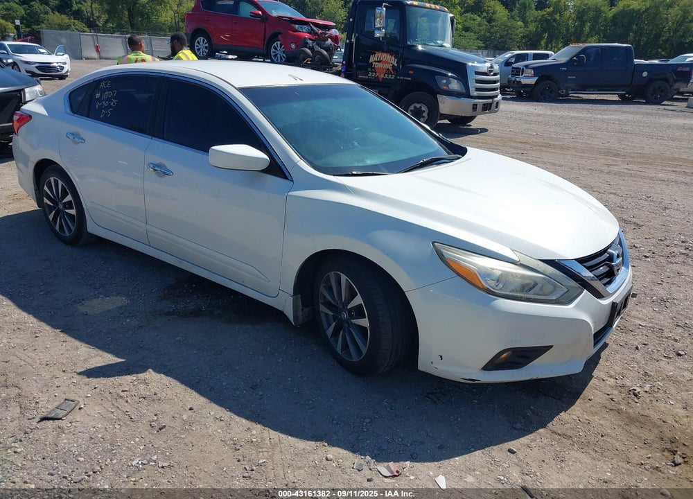 2017 NISSAN ALTIMA 2.5 SV VIN: 1N4AL3AP2HC154279