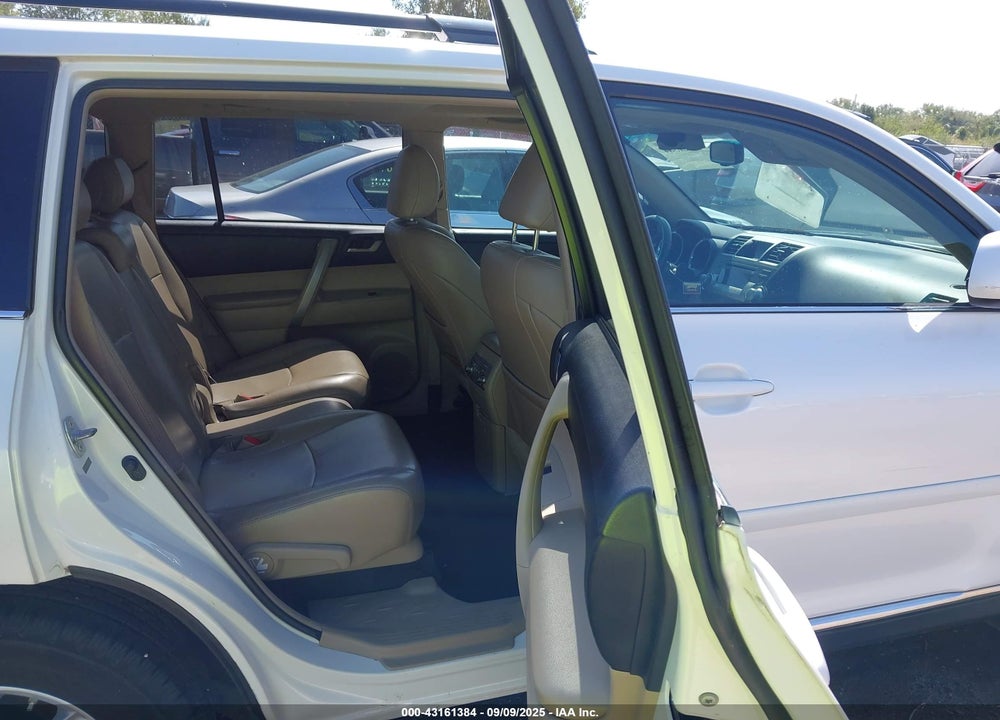 2012 TOYOTA HIGHLANDER VIN: 5TDBK3EHXCS118948