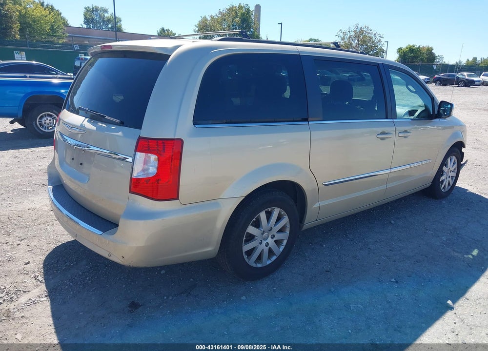 2012 CHRYSLER TOWN & COUNTRY VIN: 2C4RC1CG9CR124582