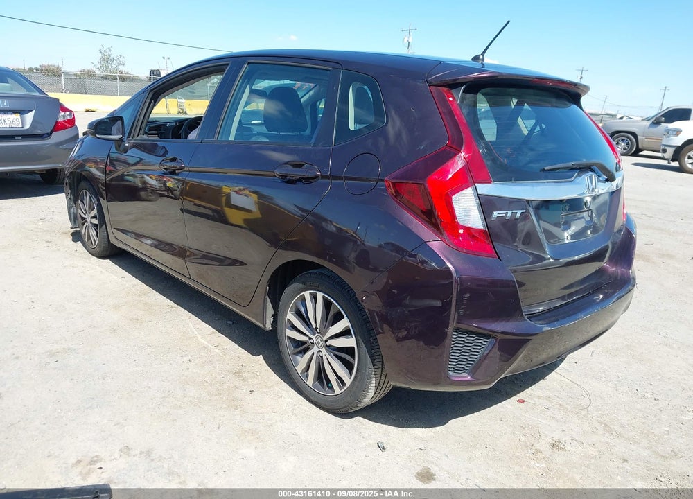 2015 HONDA FIT VIN: 3HGGK5H86FM750686