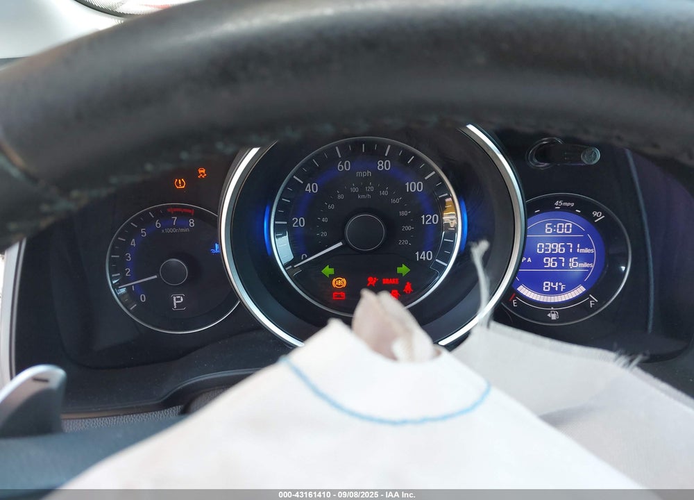 2015 HONDA FIT VIN: 3HGGK5H86FM750686
