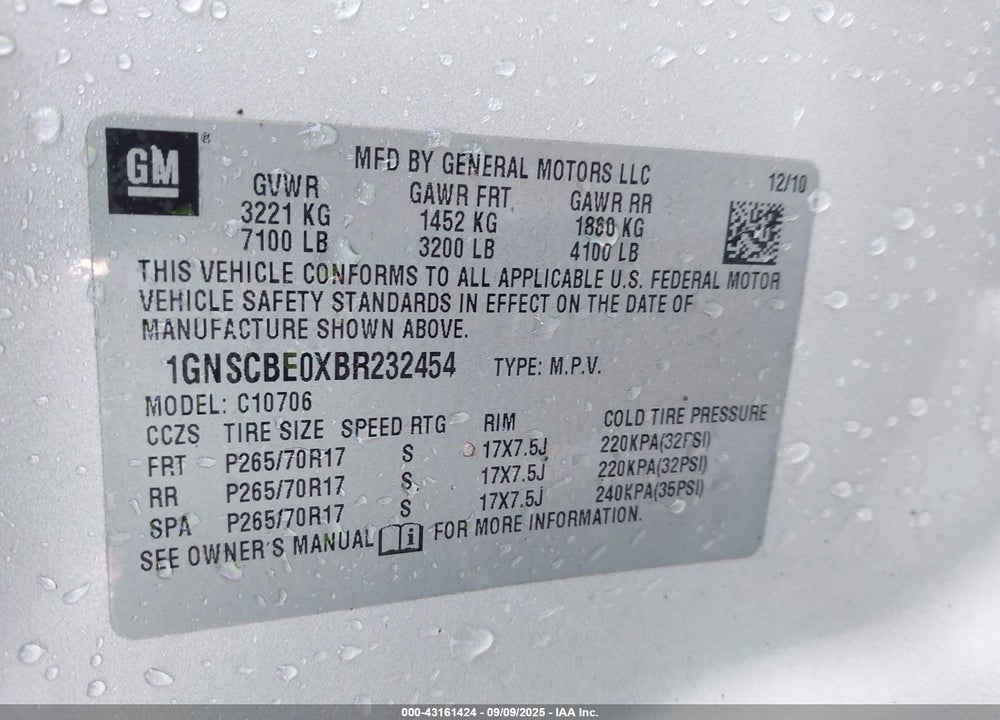 2011 CHEVROLET TAHOE VIN: 1GNSCBE0XBR232454