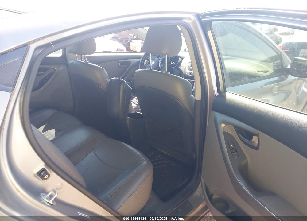 2011 HYUNDAI ELANTRA VIN: KMHDH4AE7BU122518