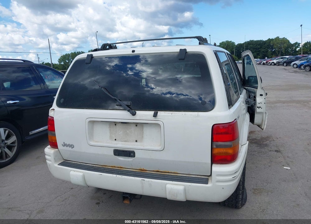 1998 JEEP GRAND CHEROKEE LAREDO VIN: 1J4GZ48S9WC175477