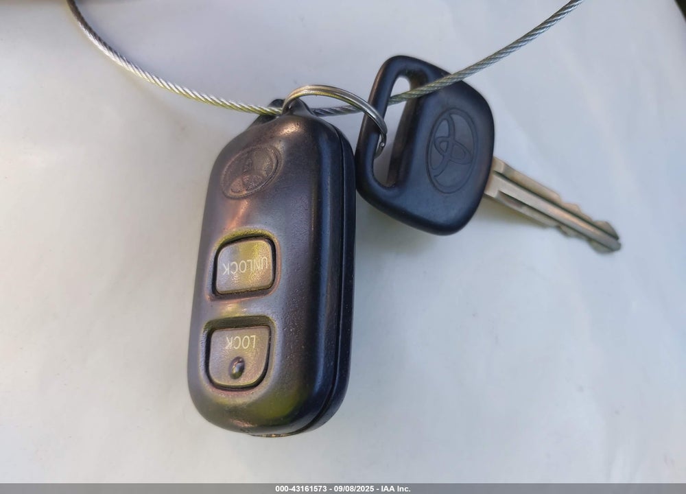 2003 TOYOTA RAV4 VIN: JTEGH20V430109334