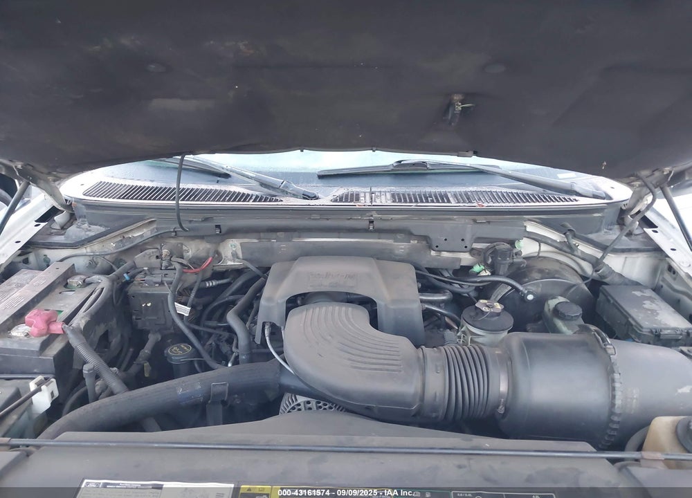 2002 FORD F-150 LARIAT/XLT VIN: 1FTRW07L52KE35786